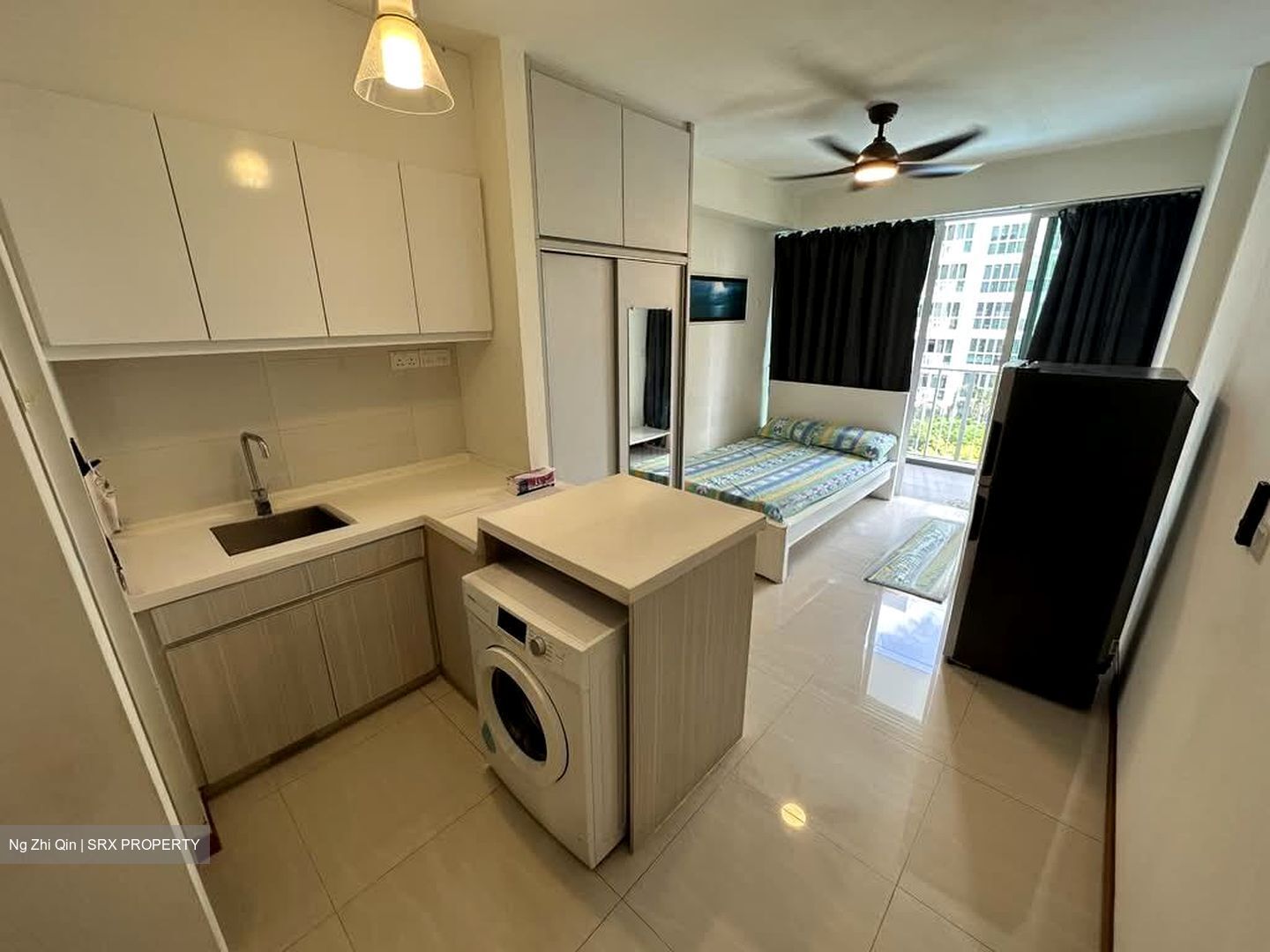 1 Canberra (D27), Condominium #558818531